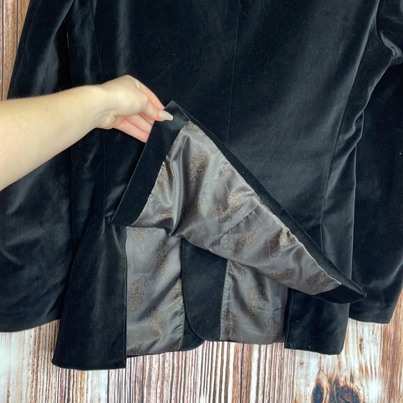 BAR III Velvet Slim-Fit Sport Coat - Picture 4 of 13